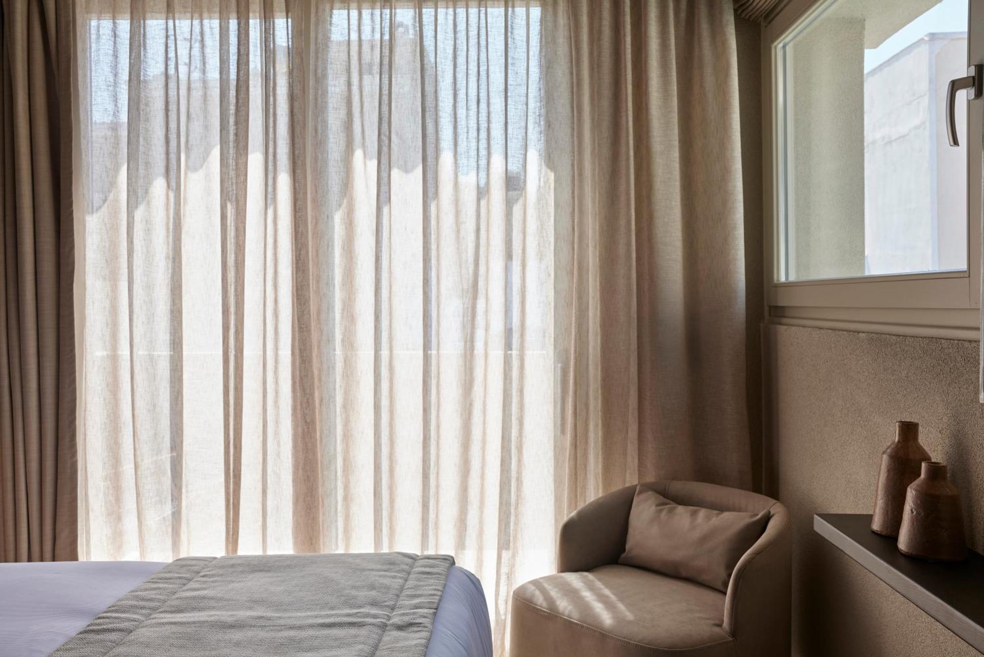 Alaso Design Suites Fira  Ngoại thất bức ảnh