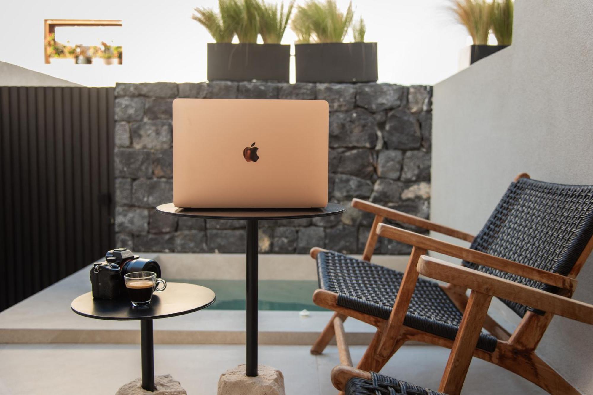 Alaso Design Suites Fira  Ngoại thất bức ảnh